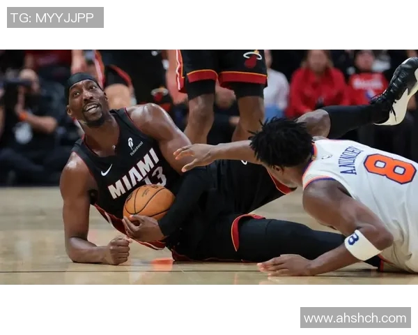 热火与快船在北京展开激烈对决中国赛精彩瞬间回顾与分析