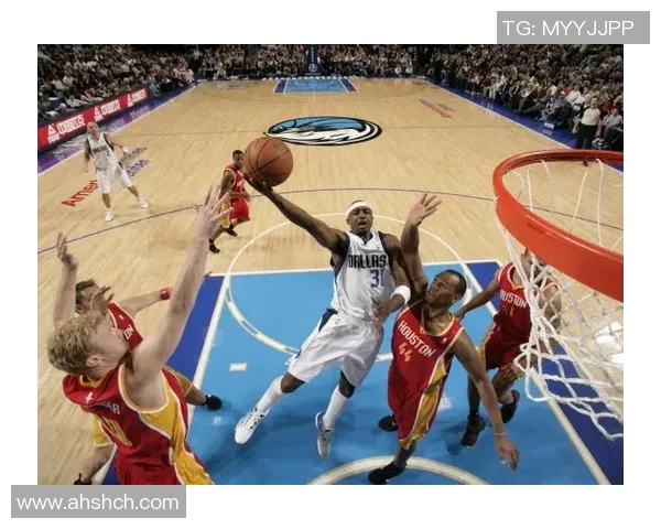 骑士与小牛激战十月二十日期待一场精彩的篮球对决与精彩表现