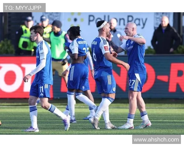 阿联酋亚足对阵叙利亚的激烈较量展现足球魅力与团队精神